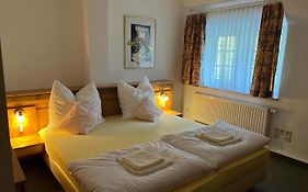 Attikos Hotel & Restaurant